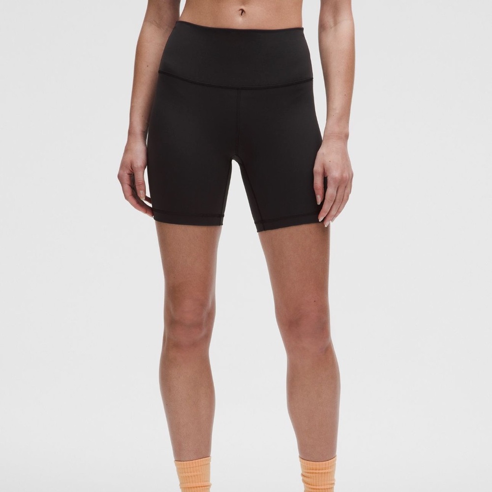 Lululemon Wunder Train High Rise Short 6”